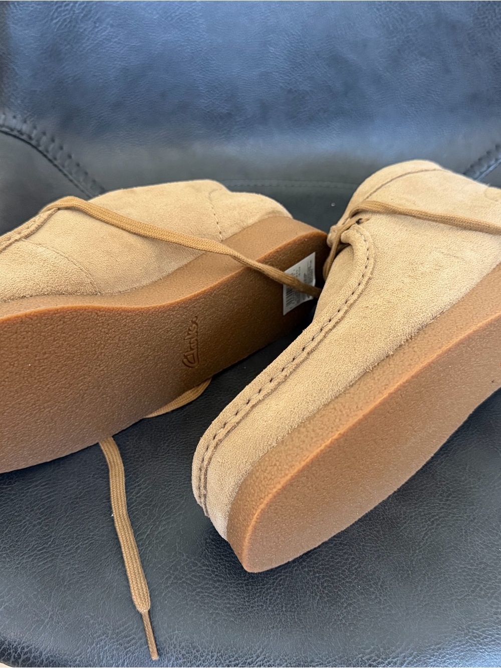 Men's Clark’s  Suede Wallabee-Style Chukka Boots in Tan - Picture 2 of 3